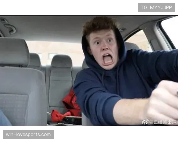 康纳·麦格雷戈拎着名牌袋子跟菜市场阿姨砍价，这反差我笑出了声